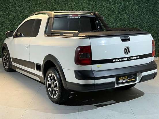 VOLKSWAGEN-SAVEIRO-2013
