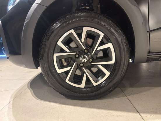 VOLKSWAGEN-SAVEIRO-2025