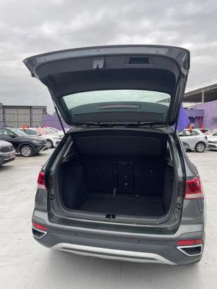 VOLKSWAGEN-TAOS-2025