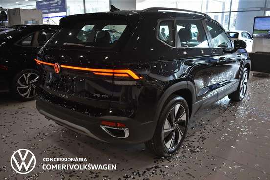 VOLKSWAGEN-TAOS-2026