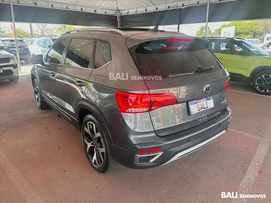 VOLKSWAGEN-TAOS-1.4 250 TSI TOTAL FLEX HIGHLINE AUTOMÁTICO VOLKSWAGEN-TAOS-2024