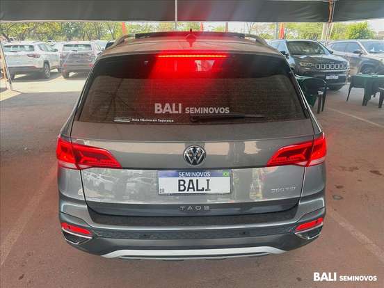 VOLKSWAGEN-TAOS-2024