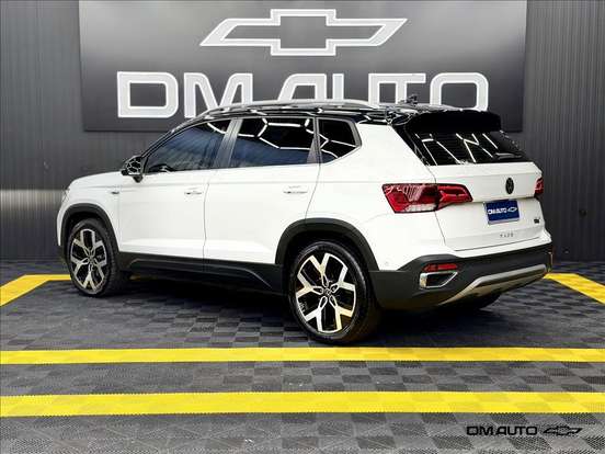 VOLKSWAGEN-TAOS-1.4 250 TSI TOTAL FLEX HIGHLINE AUTOMÁTICO VOLKSWAGEN-TAOS-2024