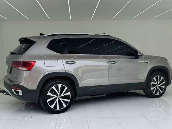 VOLKSWAGEN-TAOS-1.4 250 TSI TOTAL FLEX HIGHLINE AUTOMÁTICO VOLKSWAGEN-TAOS-2022