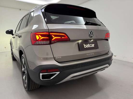 VOLKSWAGEN-TAOS-1.4 250 TSI TOTAL FLEX HIGHLINE AUTOMÁTICO VOLKSWAGEN-TAOS-2024