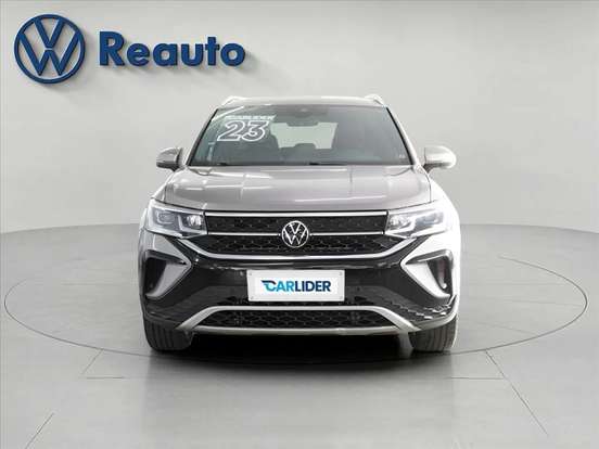 VOLKSWAGEN-TAOS-2023