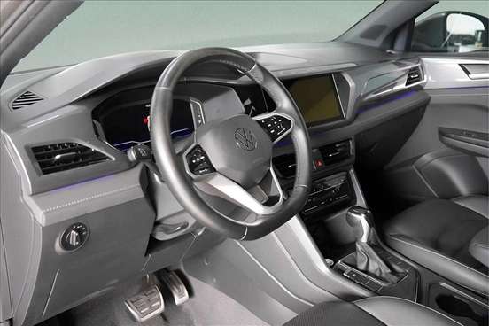 VOLKSWAGEN-TAOS-2023