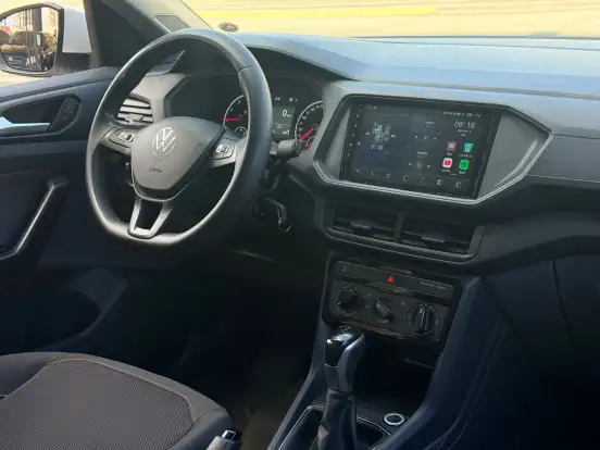 VOLKSWAGEN-T-CROSS-2023
