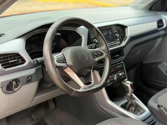 VOLKSWAGEN-T-CROSS-2023