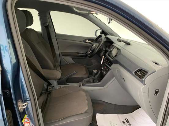 VOLKSWAGEN-T-CROSS-2019