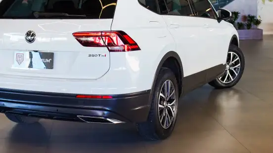 VOLKSWAGEN-TIGUAN-2019