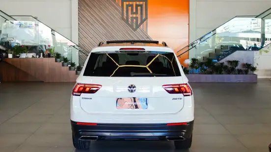 VOLKSWAGEN-TIGUAN-2019
