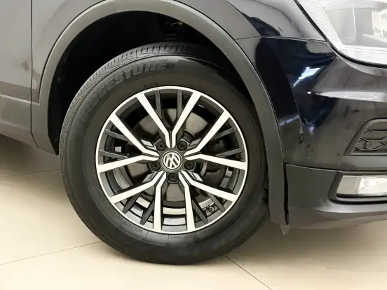 VOLKSWAGEN-TIGUAN-1.4 250 TSI TOTAL FLEX ALLSPACE TIPTRONIC VOLKSWAGEN-TIGUAN-2019