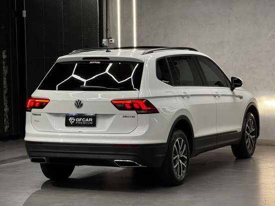 VOLKSWAGEN-TIGUAN-1.4 250 TSI TOTAL FLEX ALLSPACE COMFORTLINE TIPTRONIC VOLKSWAGEN-TIGUAN-2018