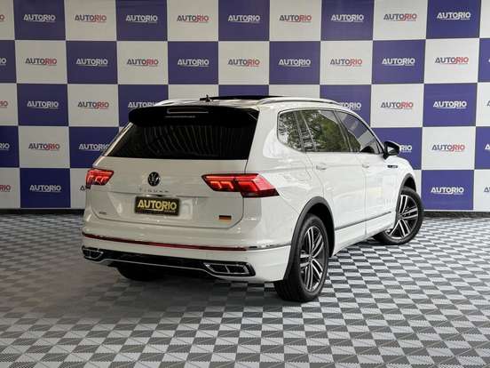 VOLKSWAGEN-TIGUAN-2024