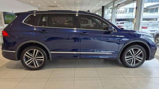 VOLKSWAGEN-TIGUAN-2024