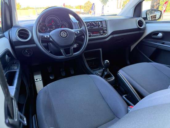 VOLKSWAGEN-UP-1.0 MPI TOTAL FLEX 4P MANUAL VOLKSWAGEN-UP-2019