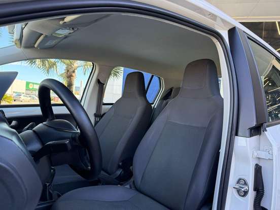 VOLKSWAGEN-UP-1.0 MPI TOTAL FLEX 4P MANUAL VOLKSWAGEN-UP-2019
