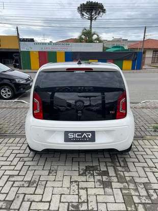 VOLKSWAGEN-UP-2016