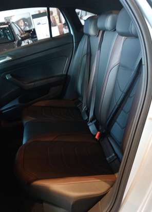 VOLKSWAGEN-VIRTUS-1.0 200 TSI HIGHLINE AUTOMÁTICO VOLKSWAGEN-VIRTUS-2023