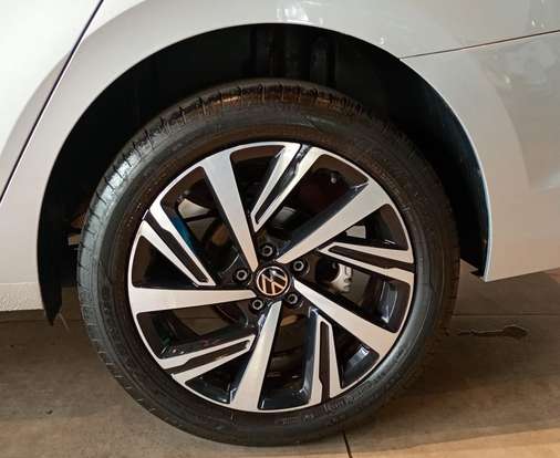 VOLKSWAGEN-VIRTUS-1.0 200 TSI HIGHLINE AUTOMÁTICO VOLKSWAGEN-VIRTUS-2023