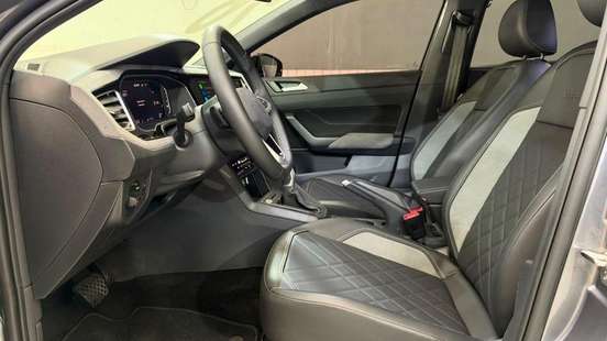 VOLKSWAGEN-VIRTUS-2025