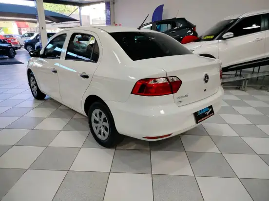 VOLKSWAGEN-VOYAGE-2022