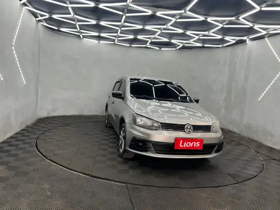 VOLKSWAGEN-VOYAGE-2018