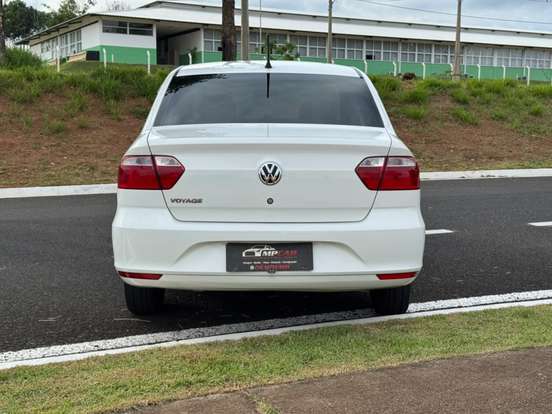 VOLKSWAGEN-VOYAGE-1.0 12V MPI TOTALFLEX 4P MANUAL VOLKSWAGEN-VOYAGE-2021
