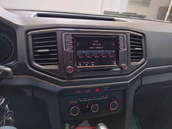 VOLKSWAGEN-AMAROK-2018