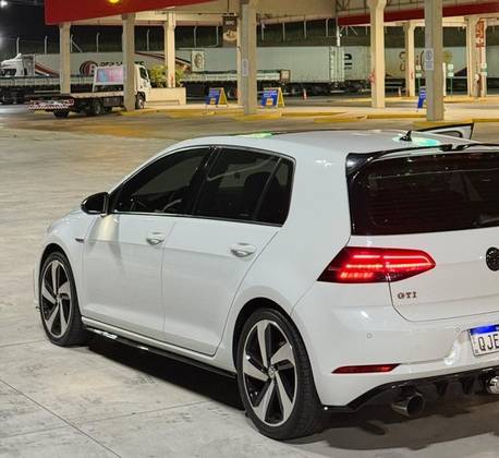 VOLKSWAGEN GOLF 2.0 350 TSI GASOLINA GTI DSG