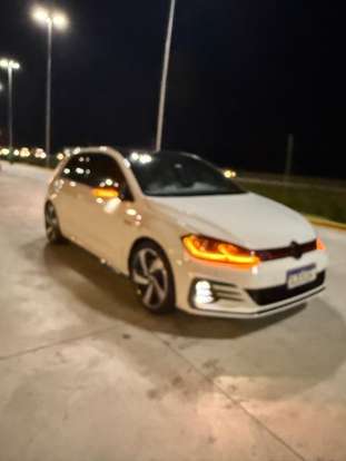 VOLKSWAGEN-GOLF-2019