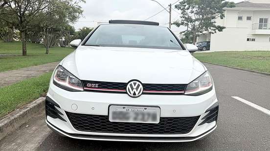 VOLKSWAGEN-GOLF-2019