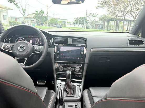 VOLKSWAGEN-GOLF-2.0 350 TSI GASOLINA GTI DSG VOLKSWAGEN-GOLF-2019