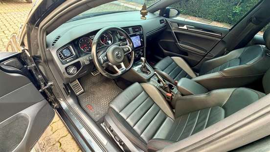 VOLKSWAGEN-GOLF-2.0 TSI GTI 16V TURBO GASOLINA 4P AUTOMÁTICO VOLKSWAGEN-GOLF-2017