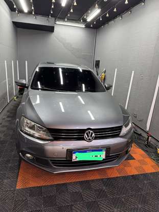 VOLKSWAGEN-JETTA-2014