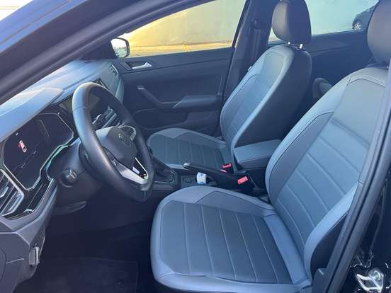 VOLKSWAGEN-NIVUS-1.0 200 TSI TOTAL FLEX HIGHLINE AUTOMÁTICO VOLKSWAGEN-NIVUS-2023