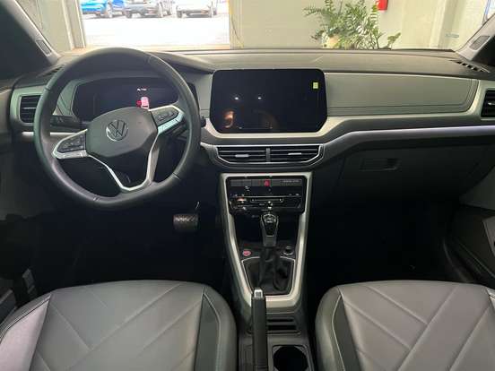 VOLKSWAGEN-T-CROSS-2025
