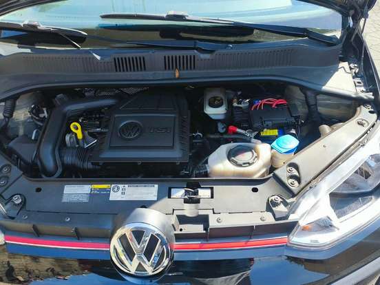 VOLKSWAGEN-UP-1.0 TSI MOVE UP 12V FLEX 4P MANUAL VOLKSWAGEN-UP-2017