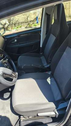 VOLKSWAGEN-UP-2017