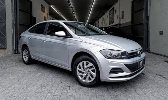 VOLKSWAGEN VIRTUS 1.6 MSI TOTAL FLEX AUTOMÁTICO