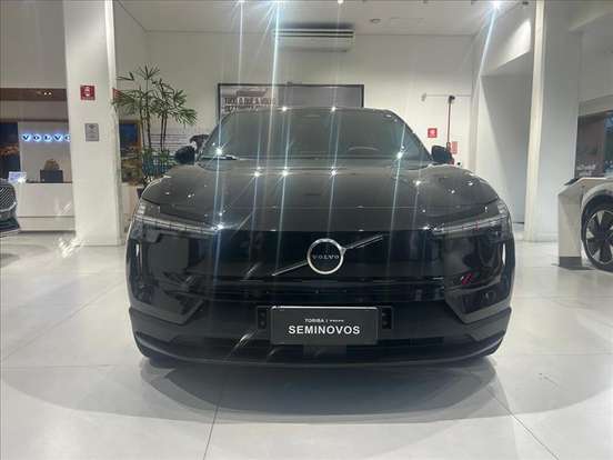 VOLVO-EX30-69 KW ELÉTRICO CORE VOLVO-EX30-2024