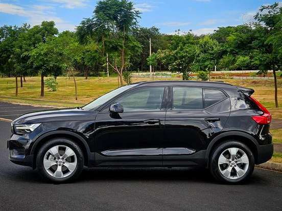 VOLVO-XC40-2.0 T4 GASOLINA GEARTRONIC VOLVO-XC40-2018