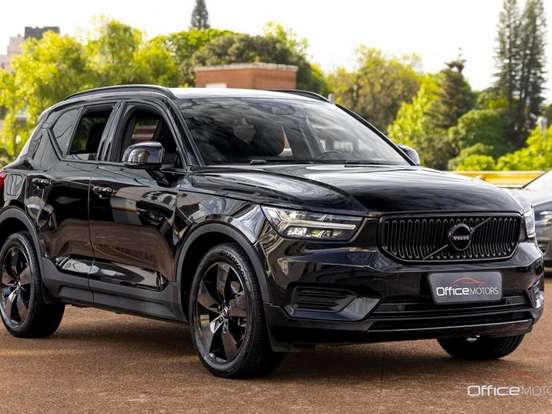 VOLVO-XC40-2.0 T5 GASOLINA MOMENTUM AWD GEARTRONIC VOLVO-XC40-2019