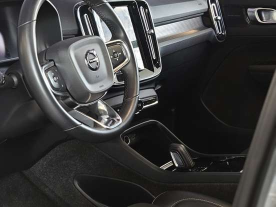 VOLVO-XC40-P6 RECHARGE ELECTRIC PLUS AWD VOLVO-XC40-2021