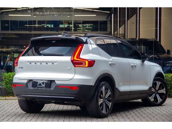 VOLVO-XC40-P6 RECHARGE ELECTRIC PLUS AWD VOLVO-XC40-2023