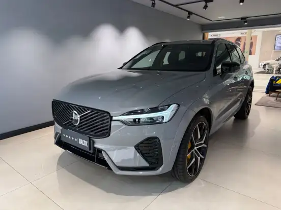 VOLVO-XC60-2025