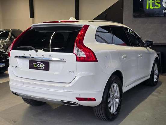 VOLVO-XC60-2.0 T5 INSCRIPTION GASOLINA 4P AUTOMÁTICO VOLVO-XC60-2017