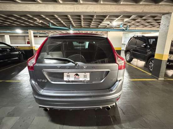 VOLVO-XC60-2.0 T5 R-DESIGN GASOLINA 4P AUTOMÁTICO VOLVO-XC60-2017