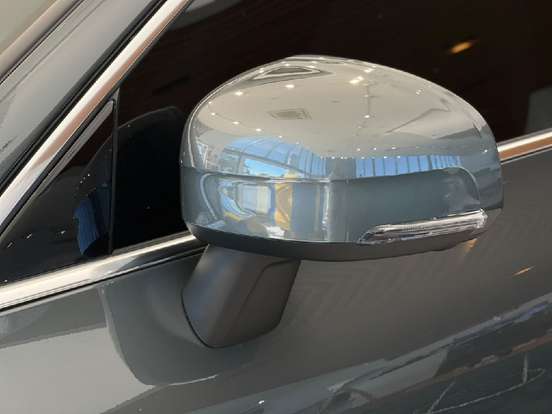 VOLVO-XC60-2025